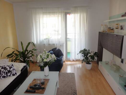 Wohnung zur Miete 660 € 3 Zimmer 60 m² Geschoss 1/4 frei ab sofort Steinbühl Nürnberg 90443