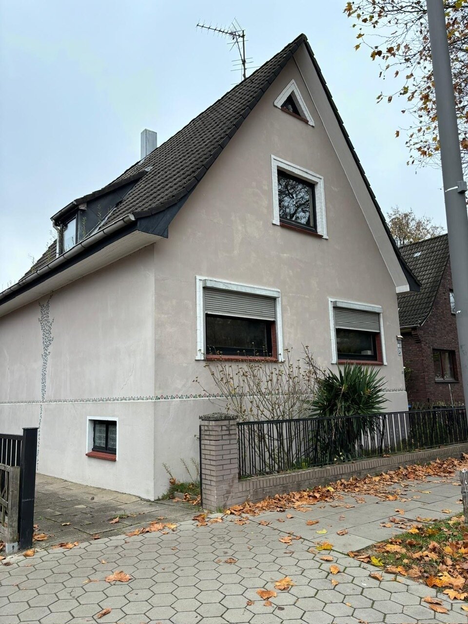 Einfamilienhaus zur Miete 1.000 € 5 Zimmer 100 m²<br/>Wohnfläche 500 m²<br/>Grundstück Bramfeld Hamburg 22177