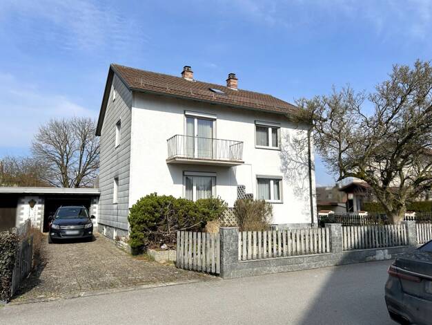Einfamilienhaus zum Kauf 298.000 € 5 Zimmer 133,8 m² 687 m² Grundstück Plattling 94447