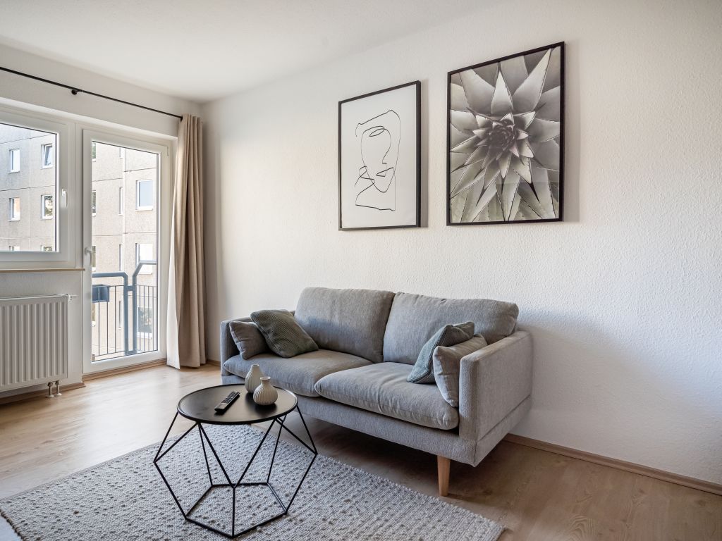 Wohnung zur Miete Wohnen auf Zeit 1.659 € 1 Zimmer 35 m²<br/>Wohnfläche 06.11.2024<br/>Verfügbarkeit Breiter Weg Hasselbachplatzviertel Magdeburg 39104