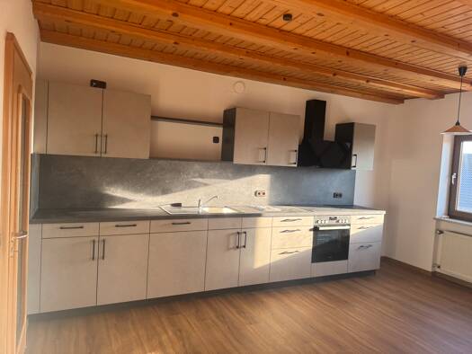 Wohnung zur Miete 1.100 € 3 Zimmer 126,9 m² Geschoss 1/2 frei ab sofort Gunzenhausen 91710