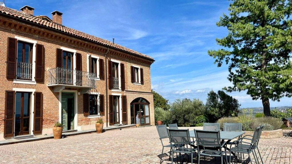Villa zum Kauf 1.250.000 € 8 Zimmer 440 m² frei ab sofort Strada Chiesa San Michele Costigliole d Asti 14055