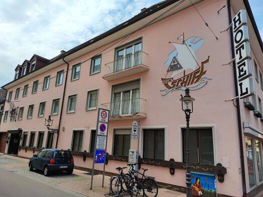 Hotel zur Miete 8.800 € 25 Zimmer 47 Betten 500 m² Gastrofläche 500 m² Grundstück Rastatt Rastatt 76437