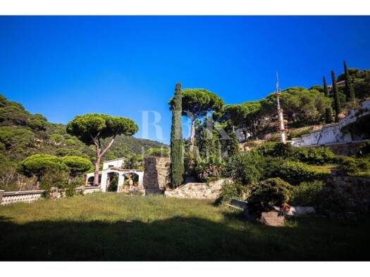 Villa zum Kauf 2.600.000 € 1 Zimmer 3.500 m² 12.394 m² Grundstück Lloret de Mar 17310