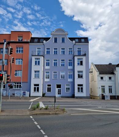 Mehrfamilienhaus zum Kauf als Kapitalanlage geeignet 890.000 € 24 Zimmer 739 m² 298 m² Grundstück Bürgermeister-Bade-Platz 4 Lewenberg Schwerin 19055