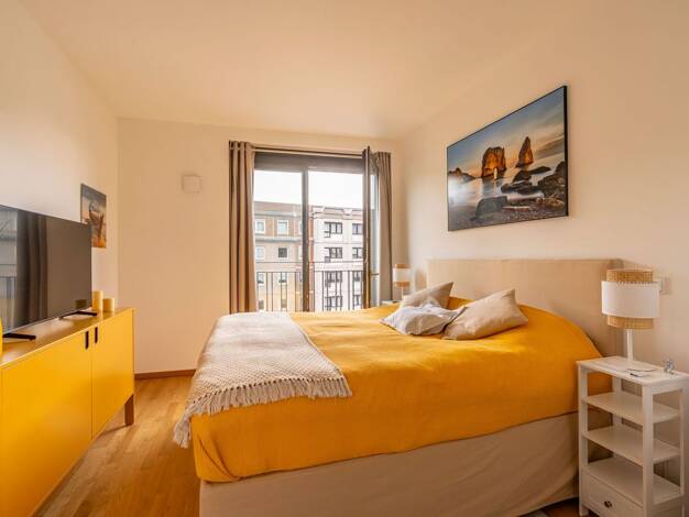 Wohnung zur Miete 1.599 € 2 Zimmer 51,4 m² 5. Geschoss frei ab sofort Mitte Berlin 10179