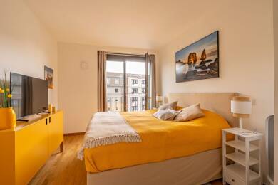 Wohnung zur Miete 1.599 € 2 Zimmer 51,4 m² 5. Geschoss frei ab sofort Mitte Berlin 10179