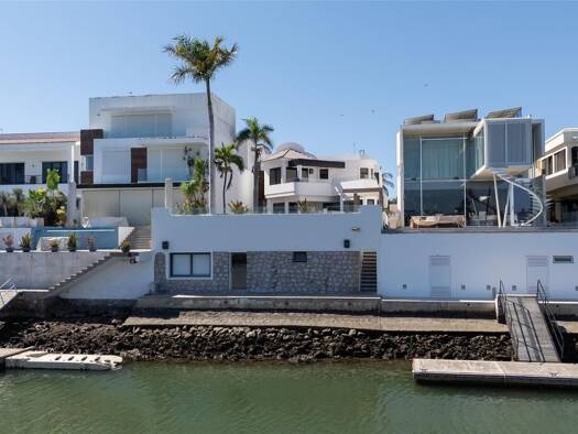 Einfamilienhaus zum Kauf 1.114.734 € 580 m² 400 m² Grundstück Calle Licenciado Jose Ramon Fuentevilla Villa 1250 Mazatlan 82110