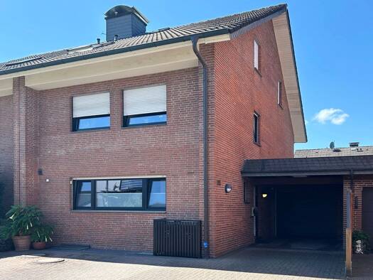 Doppelhaushälfte zum Kauf 445.000 € 6 Zimmer 165 m² 272 m² Grundstück Schloß Holte Schloß Holte-Stukenbrock 33758