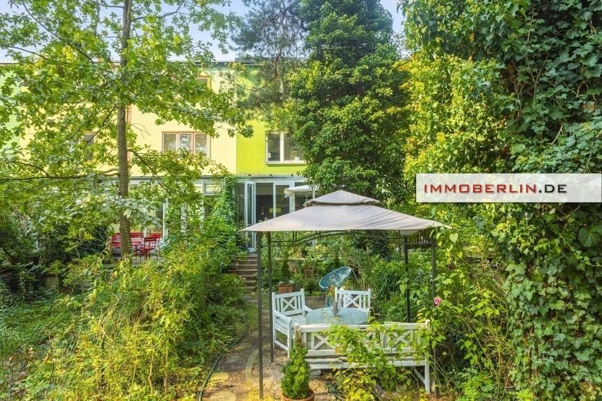 Reihenmittelhaus zum Kauf 935.000 € 5 Zimmer 120 m²<br/>Wohnfläche 172 m²<br/>Grundstück Zehlendorf Berlin 14169