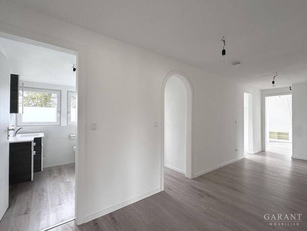Wohnung zur Miete 1.510 € 4 Zimmer 108 m² Geschoss 2/3 frei ab sofort Nord Ludwigsburg 71634