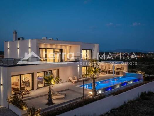 Haus zum Kauf 1.499.000 € 5 Zimmer 332 m² Sibenik