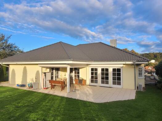 Wohnung zur Miete auf Zeit 2.630 € 205 m² frei ab 31.01.2027 Buchenstrasse 0 Niebelsbach Keltern 75210