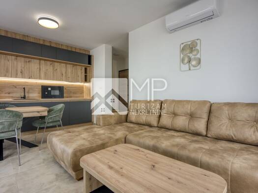 Wohnung zum Kauf 225.000 € 3 Zimmer 1. Geschoss Medulin 52203