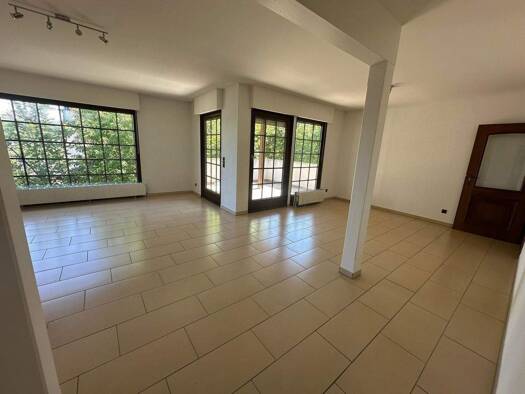 Stadthaus zur Miete 1.700 € 250 m² 540 m² Grundstück frei ab sofort Michelbach Aarbergen 65326