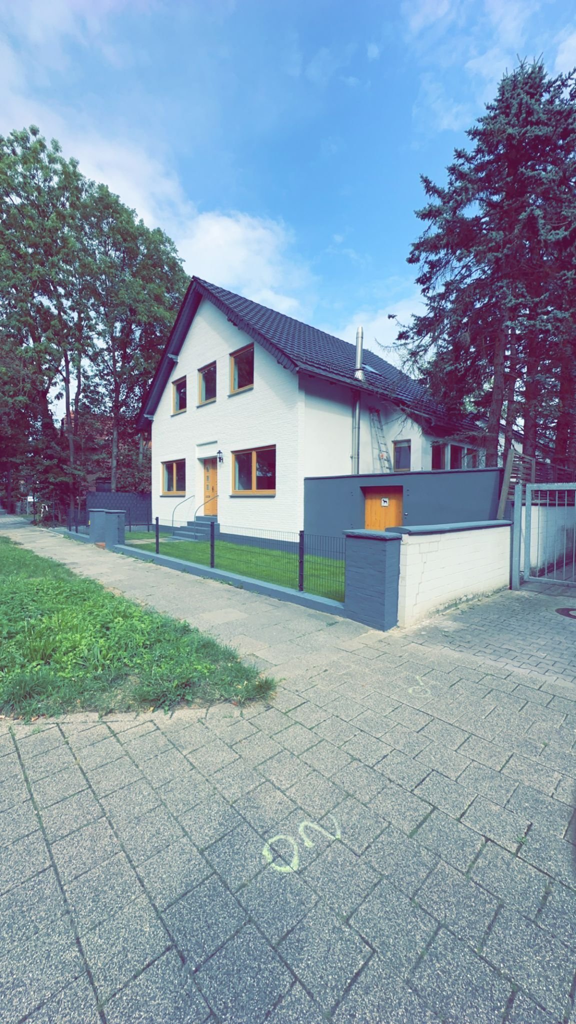 Mehrfamilienhaus zum Kauf provisionsfrei als Kapitalanlage geeignet 419.000 € 7 Zimmer 205 m²<br/>Wohnfläche 371 m²<br/>Grundstück Kattenturmer Heerstraße 138 Kattenturm Bremen 28277