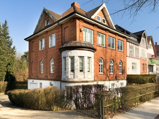 Haus zum Kauf 585.000 € 6,5 Zimmer 192 m² 969 m² Grundstück Bad Oldesloe 23843