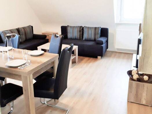 Wohnung zur Miete Wohnen auf Zeit 1.800 € 3 Zimmer 75 m² frei ab 02.04.2026 Weberstraße 0 Walddorf Walddorfhäslach 72141