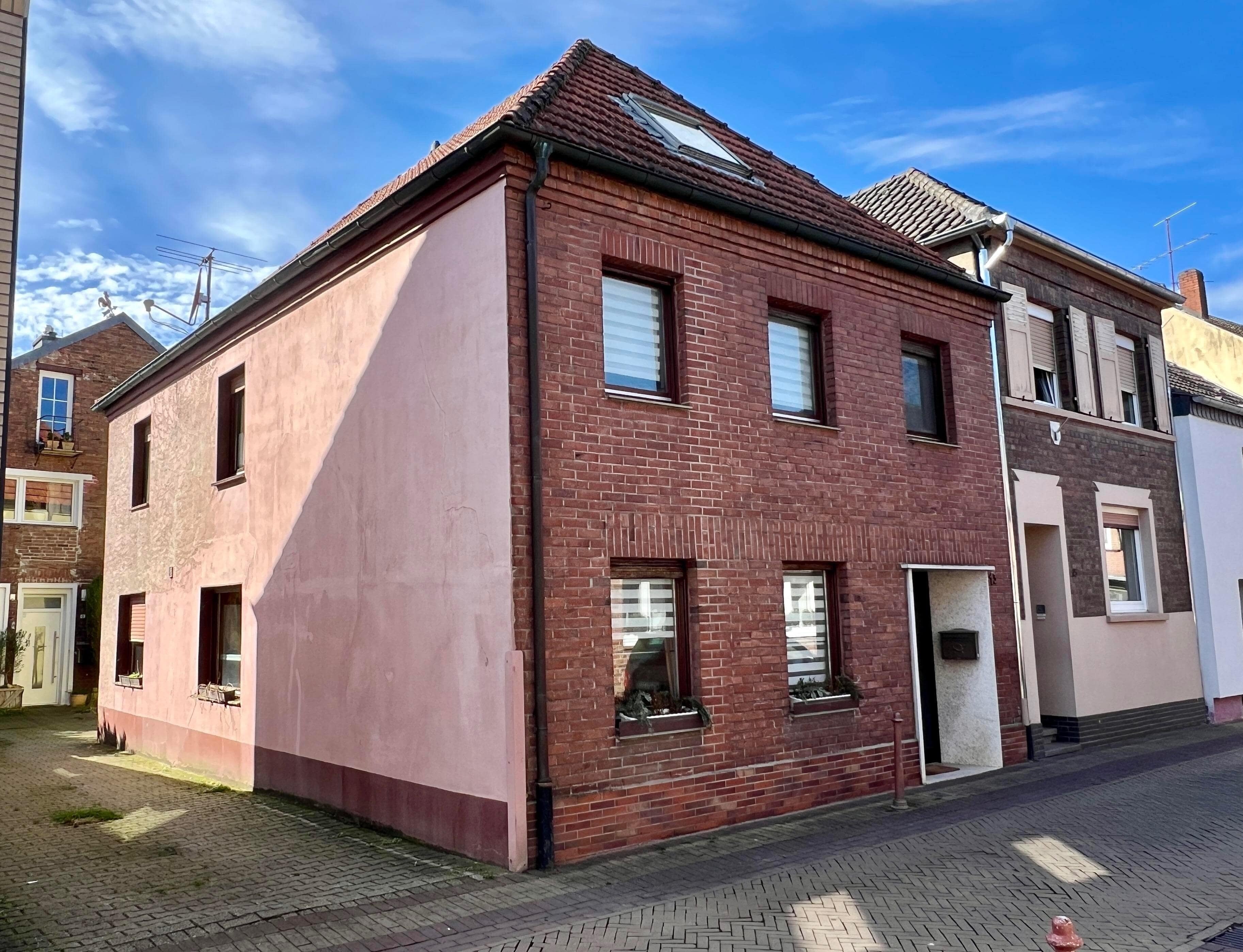 Reihenendhaus zum Kauf 135.000 € 5 Zimmer 110 m²<br/>Wohnfläche 88 m²<br/>Grundstück ab sofort<br/>Verfügbarkeit Alpen Alpen 46519