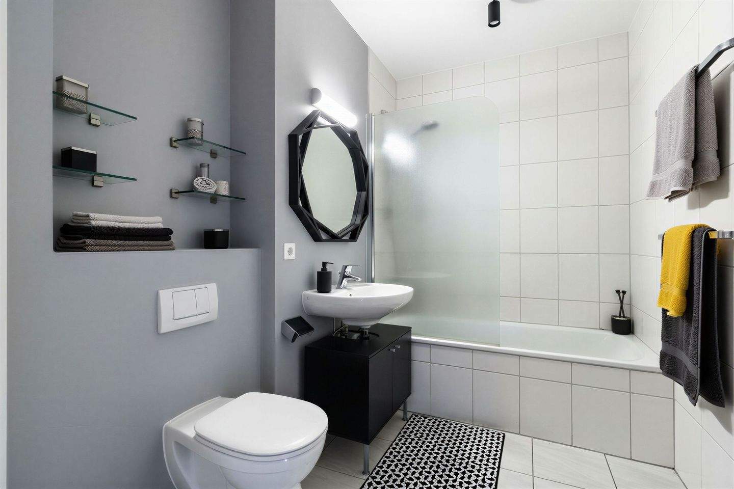 Immobilie in Rottendorf - Ein-Zimmer-Wohnung über den Dächern von Rottendorf mit Südbalkon, Einbauküche und Tiefgarage - Bild 4