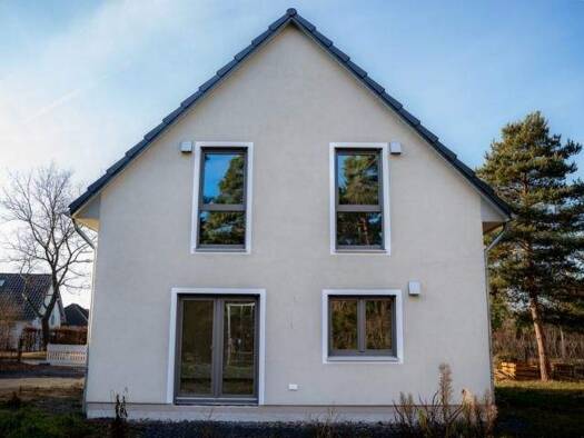 Einfamilienhaus zur Miete - Erstbezug 2.000 € 5 Zimmer 112 m² 600 m² Grundstück frei ab sofort Weinböhlaer Straße Coswig 01640