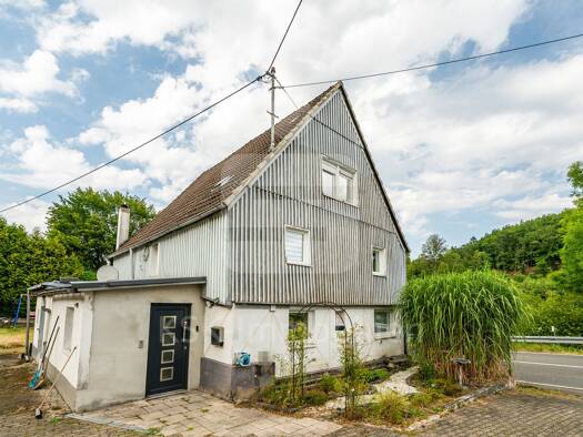 Einfamilienhaus zum Kauf 185.000 € 6 Zimmer 177 m² 722 m² Grundstück Göpringhausen Nümbrecht 51588
