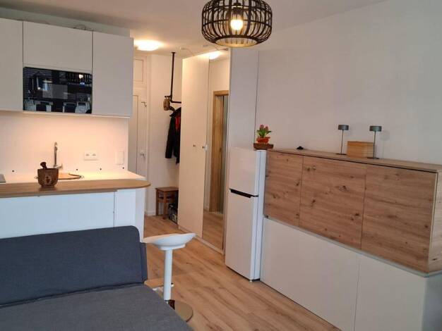 Wohnung zur Miete 1.080 € 1 Zimmer 26 m² 3. Geschoss frei ab 01.12.2026 Schwabing-West München 80796
