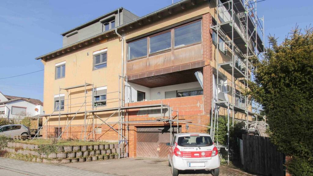 Mehrfamilienhaus zum Kauf als Kapitalanlage geeignet 520.000 € 9 Zimmer 300 m² 2.073,1 m² Grundstück Sattelbach Mosbach 74821