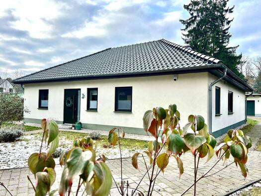 Bungalow zum Kauf 595.000 € 4 Zimmer 120,7 m² 870 m² Grundstück Stolzenhagen Wandlitz / Stolzenhagen 16348