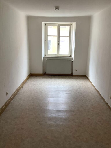 Wohnung zur Miete 250 € 2 Zimmer 56,7 m² 1. Geschoss Untere Marktstraße 9 Hildburghausen Hildburghausen 98646