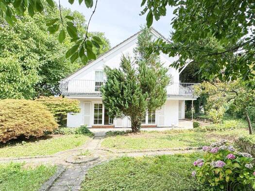 Haus zum Kauf 885.000 € 219 m² 759 m² Grundstück Ettlingen Ettlingen 76275
