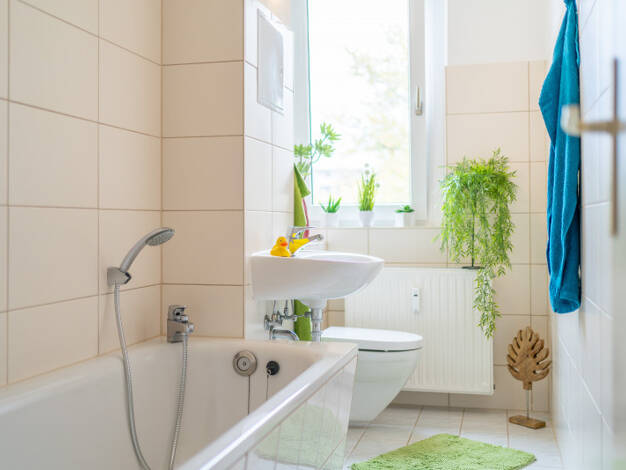 Wohnung zur Miete 413 € 3 Zimmer 60,9 m² 4. Geschoss Gerhard-Marcks-Straße 20 Südliche Neustadt West 06124