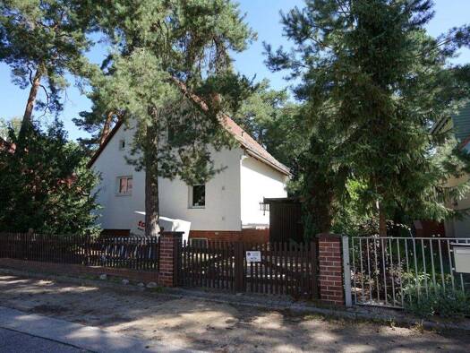 Einfamilienhaus zum Kauf 649.000 € 4 Zimmer 95 m² 713 m² Grundstück Kleinmachnow 14532