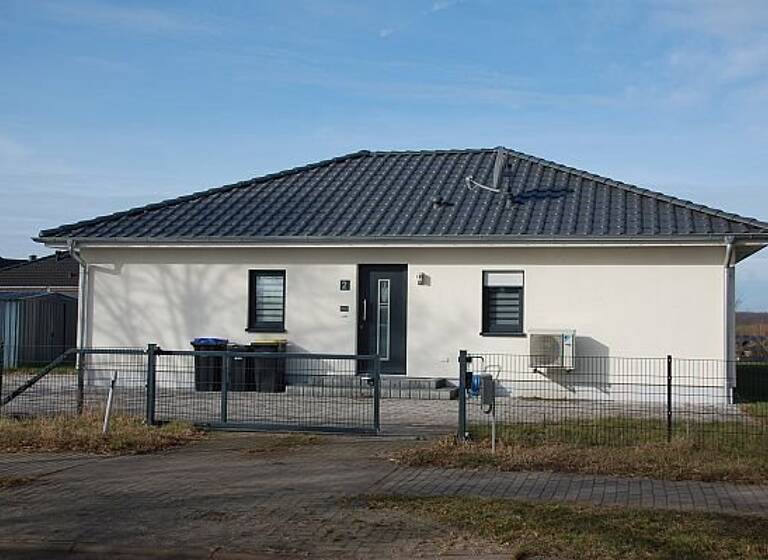 Einfamilienhaus zum Kauf 389.000 € 4 Zimmer 124 m²<br/>Wohnfläche 749 m²<br/>Grundstück Rechlin Rechlin 17248
