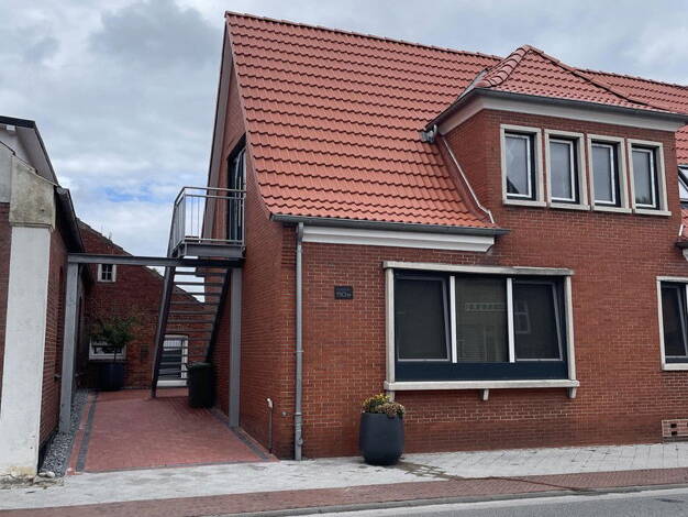 Wohnung zum Kauf provisionsfrei 159.000 € 3 Zimmer 80 m² Dachgeschoss, 1. Geschoss Hauptstraße 50a Hage Hage/Ostfriesland 26524