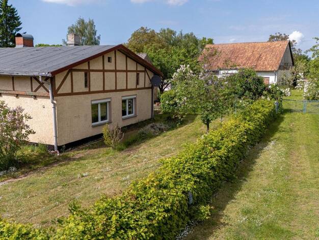 Doppelhaushälfte zum Kauf provisionsfrei 192.000 € 5 Zimmer 110 m² 3.249 m² Grundstück Thelkow Thelkow 18195