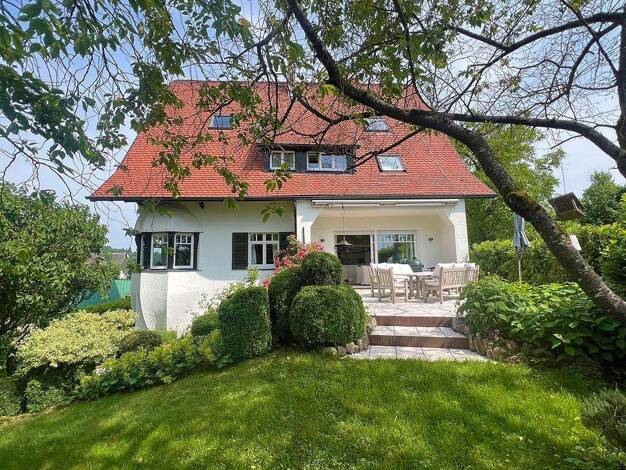 Haus zum Kauf 1.095.000 € 9 Zimmer 320 m² 1.022 m² Grundstück Schwäbisch Gmünd 73525