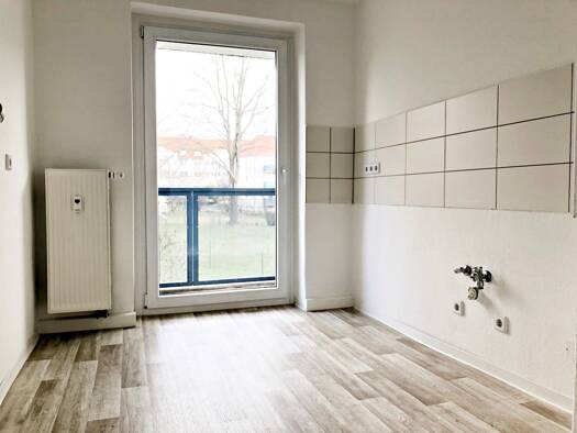 Wohnung zur Miete 269 € 2 Zimmer 43,6 m² 1. Geschoss Straße der Freundschaft 25 Pausitzer Delle Riesa 01589