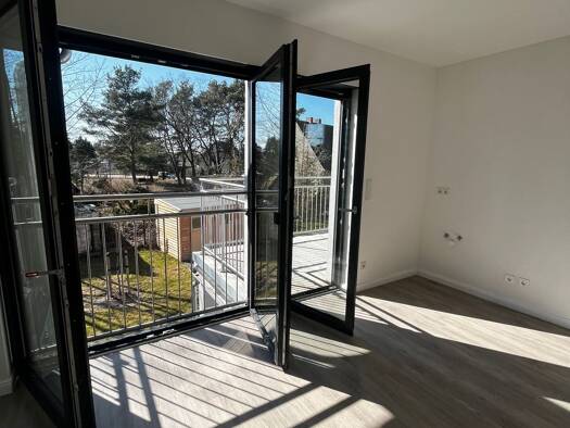 Wohnung zur Miete 1.000 € 2 Zimmer 47 m² Geschoss 1/2 frei ab sofort Schöneicher Straße 79 Schöneiche bei Berlin 15566