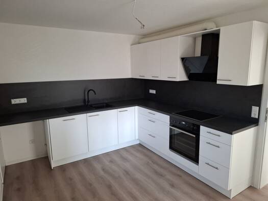 Wohnung zur Miete 1.200 € 4 Zimmer 100 m² Geschoss EG/3 frei ab sofort Öhringen 74613