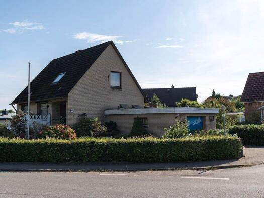Haus zum Kauf 275.000 € 4 Zimmer 102,9 m² 591 m² Grundstück frei ab sofort Hammoor 22941