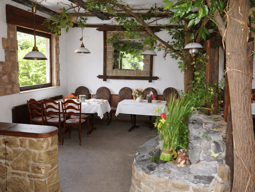 Einfamilienhaus zum Kauf 129.000 € 7 Zimmer 75 m² 651 m² Grundstück Leuscheid Windeck 51570