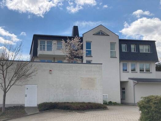 Wohnung zur Miete 364 € 2 Zimmer 56 m² 2. Geschoss frei ab sofort Bahnhofstraße 31 Oelsnitz Oelsnitz/Erzgebirge 09376