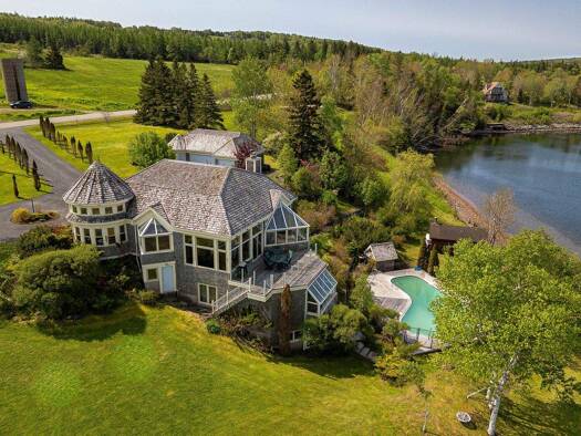 Einfamilienhaus zum Kauf 2.588.997 € 20 Zimmer 308 m² 9.429 m² Grundstück 2641 W Bay Rd  Richmond  Subd. A  NS B0E 3K0  Cana Inverness County B0E