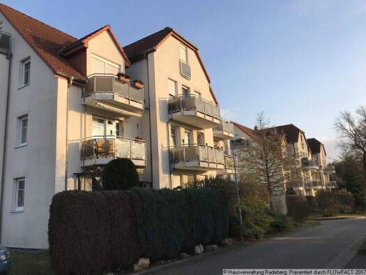 Wohnung zur Miete 430 € 2 Zimmer 54,7 m² frei ab 01.12.2025 Landwehrweg 17 Radeberg Radeberg / Feldschlößchen 01454