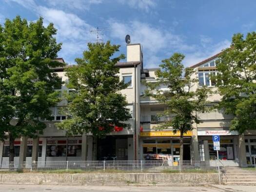 Laden zur Miete provisionsfrei 3.355 € 377,8 m² Verkaufsfläche Hauptplatz 2 Gauting Gauting 82131