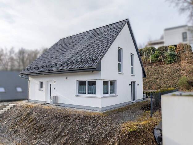 Einfamilienhaus zum Kauf provisionsfrei 599.990 € 3 Zimmer 120 m² 690 m² Grundstück Lüdenscheid 58509