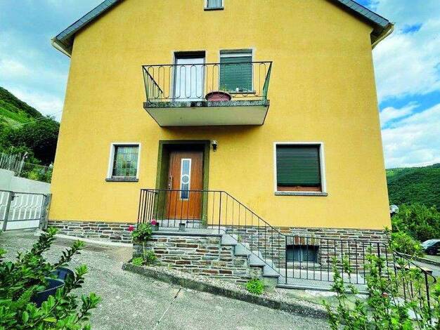 Einfamilienhaus zum Kauf provisionsfrei 360.000 € 7 Zimmer 170 m² 1.554 m² Grundstück Müden an der Mosel 56254