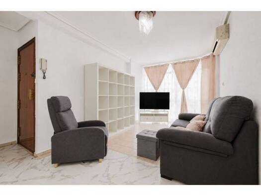 Wohnung zum Kauf 127.000 € 2 Zimmer 58 m² 3. Geschoss >Bda. Villegas > Seville 41008