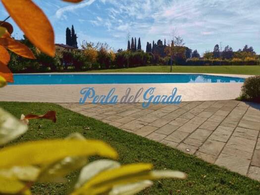 Penthouse zur Miete 1.300 € 4 Zimmer 140 m² 2 Geschosse frei ab 01.10.2026 Sirmione 25019